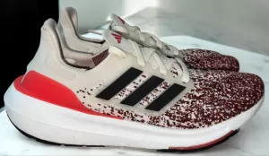 Adidas ultraboost light 23